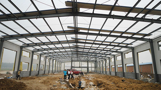 Hot Dip Galvanized Bangunan Prefabrikasi Bangunan Gudang Prefabrikasi Q355B