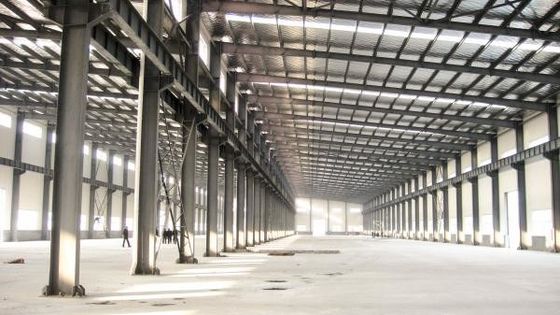 Bangunan gudang industri prefabrikasi pabrik logam struktur baja bangunan