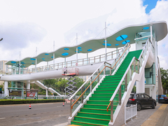 Proyek jembatan penyeberangan Qingdao yang dibuat oleh Xinguangzheng.